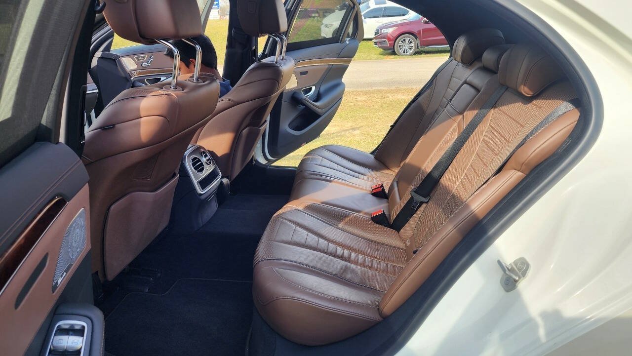 Used 2018 Mercedes-Benz S 560 Sedan image 45
