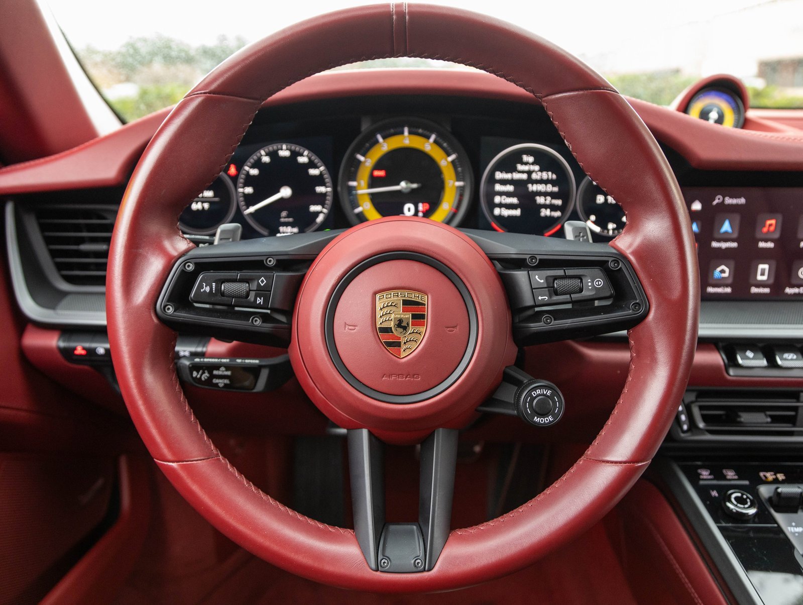 Used 2023 Porsche 911 Carrera image 13