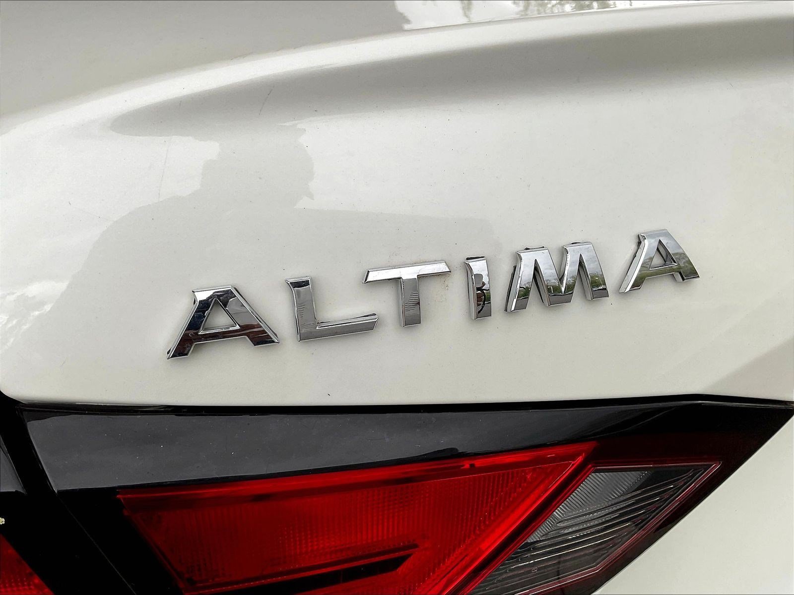 Used 2021 Nissan Altima 2.5 SR w/ SR Premium Package AWD/4WD image 23