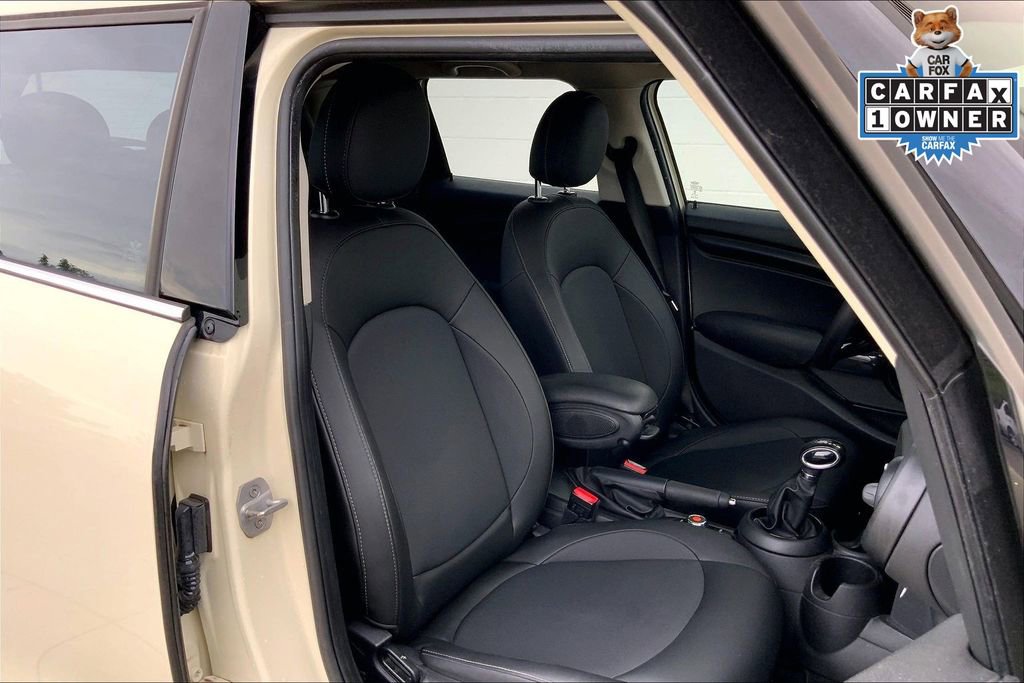 Used 2019 MINI Cooper 4-Door Hardtop image 7
