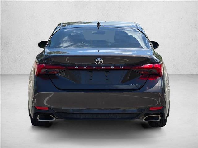 Used 2020 Toyota Avalon XLE w/ Moonroof Package FWD image 6