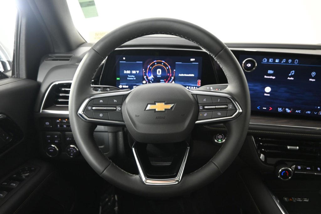 New 2026 Chevrolet Suburban Premier image 37