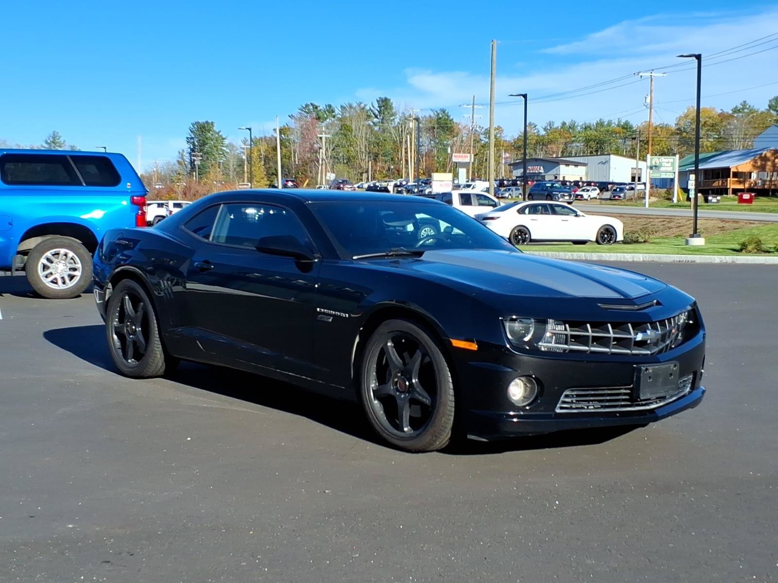 Used 2010 Chevrolet Camaro SS w/ RS Package RWD image 3