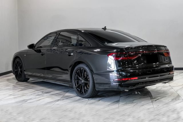 Used 2022 Audi A8 L 3.0T w/ Executive Package AWD/4WD image 12