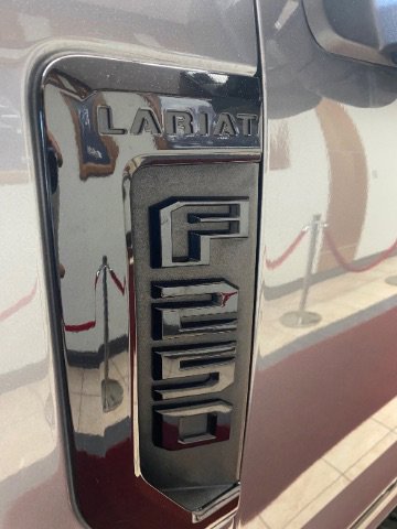 Used 2021 Ford F250 Lariat image 11