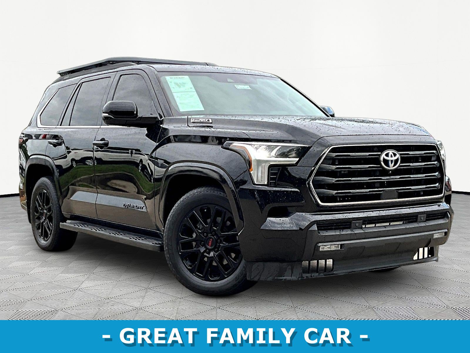 Used 2024 Toyota Sequoia SR5 w/ SR5 Premium Package AWD/4WD image 3