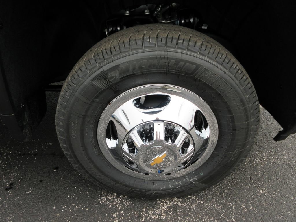 New 2026 Chevrolet Silverado 3500 LT w/ Convenience Package image 9