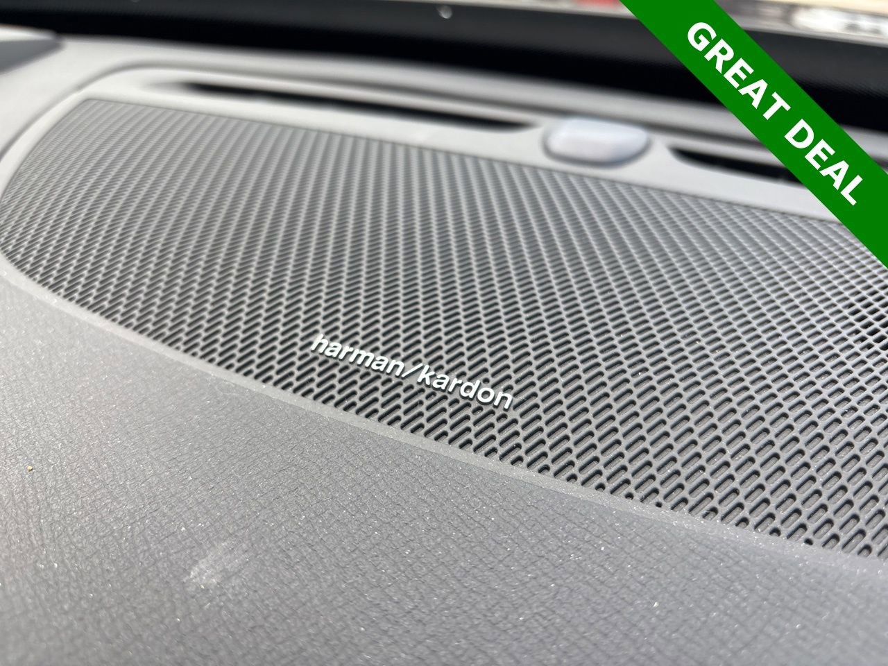 Used 2022 Volvo XC90 T6 Momentum w/ Advanced Package image 22