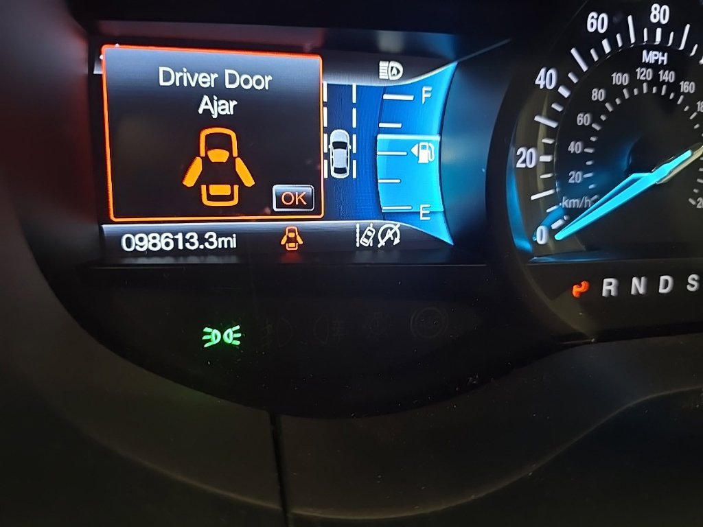 Used 2020 Ford Edge SEL w/ Cold Weather Package AWD/4WD image 6