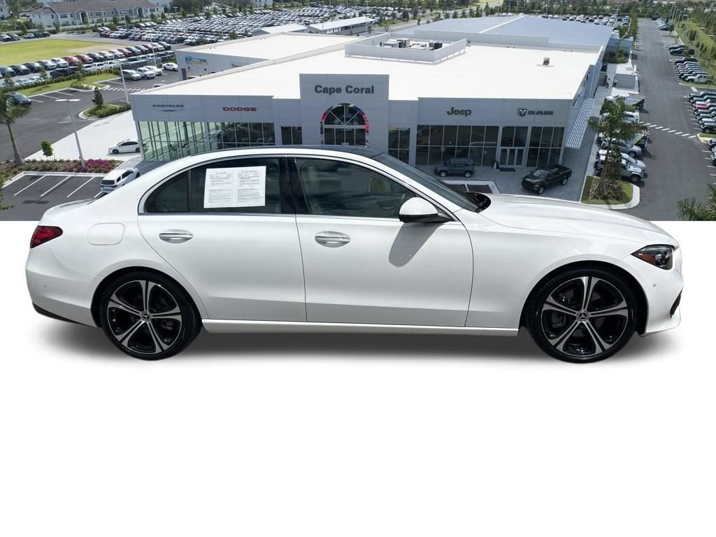 Used 2025 Mercedes-Benz C 300 Sedan image 3