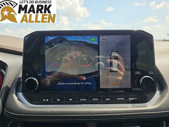 Used 2023 Nissan Rogue Platinum AWD/4WD image 15