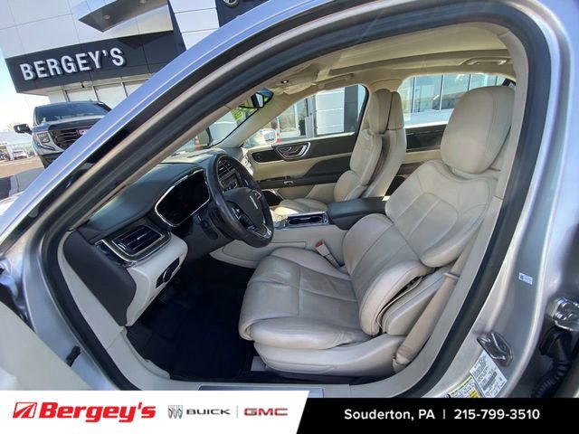 Used 2017 Lincoln Continental Reserve w/ Climate Package image 22