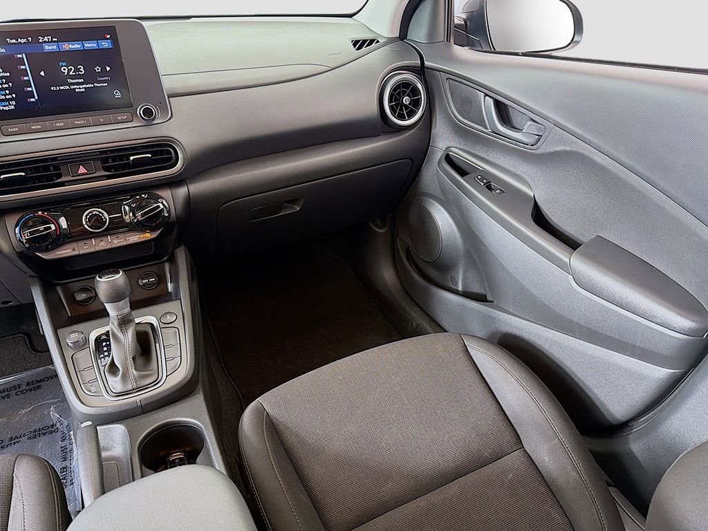Used 2022 Hyundai Kona SEL image 24