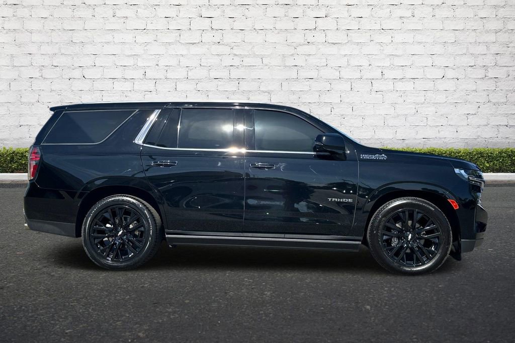 Used 2023 Chevrolet Tahoe High Country image 3