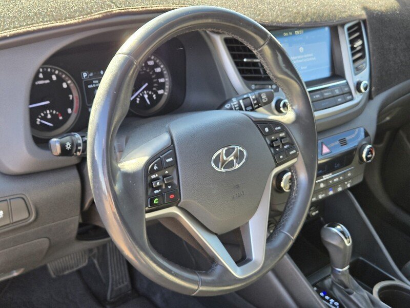Used 2017 Hyundai Tucson SE Plus FWD image 19