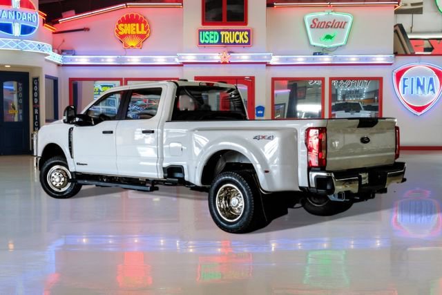 Used 2025 Ford F350 XL w/ FX4 Off-Road Package image 4