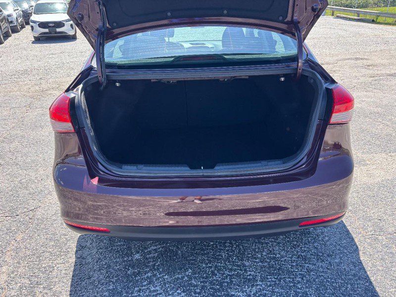 Used 2018 Kia Forte LX FWD image 12