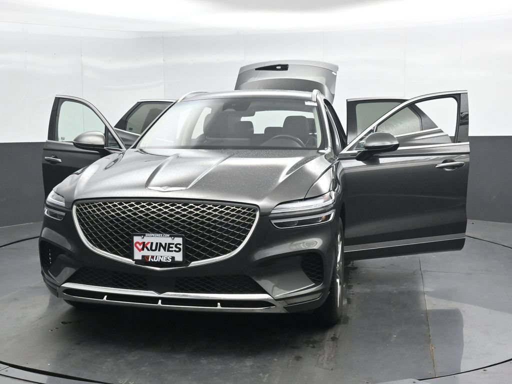 Used 2025 Genesis GV70 2.5T AWD/4WD image 48