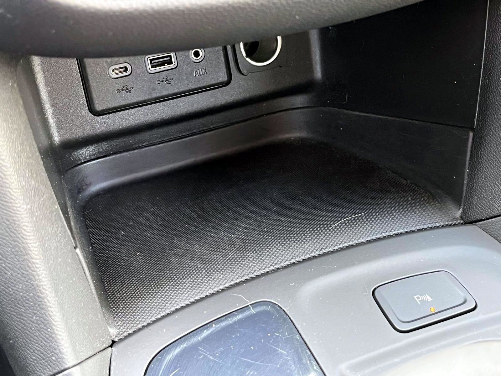 Certified 2023 Chevrolet Equinox RS w/ LPO, Floor Liner Package image 25