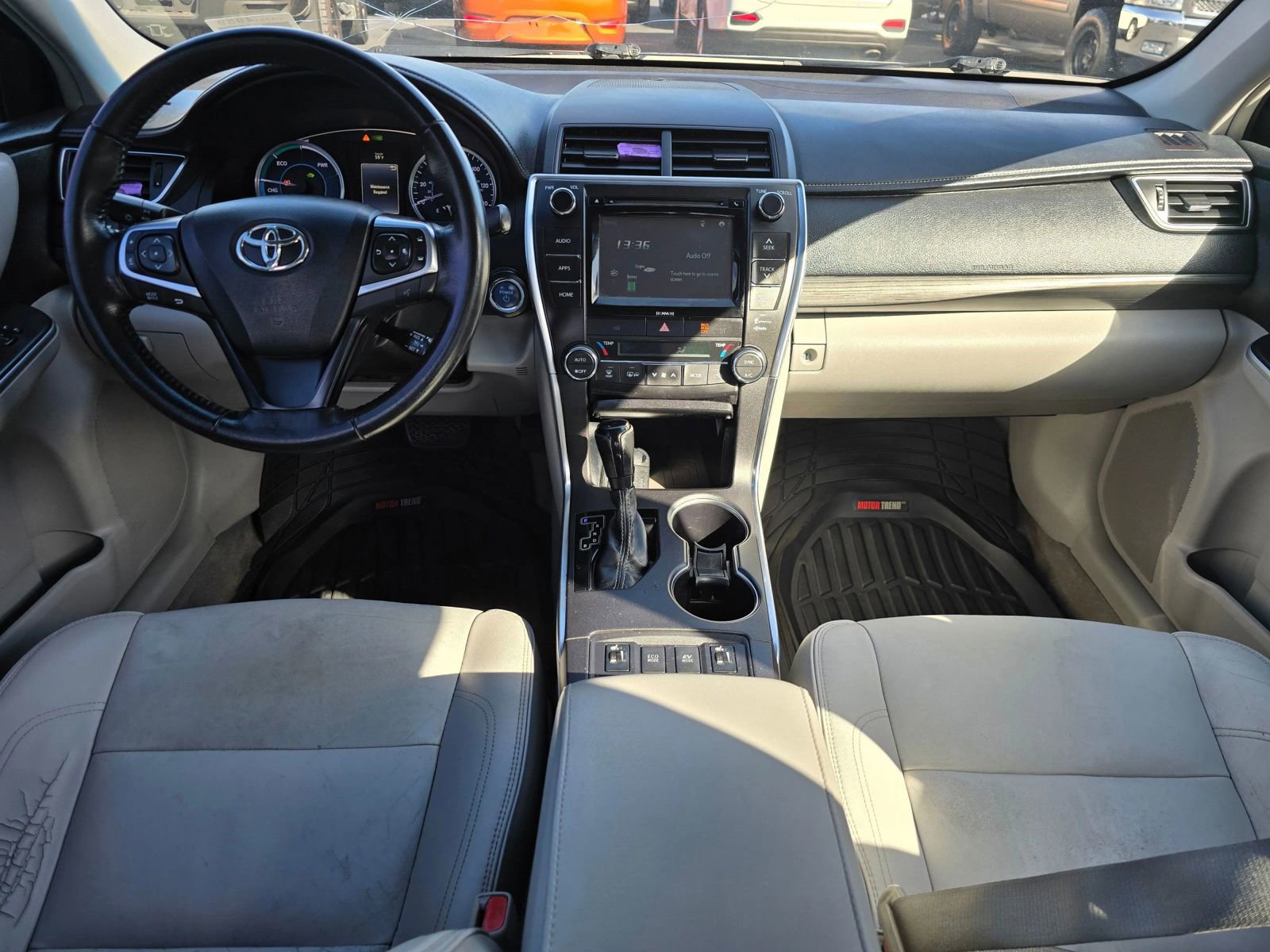 Used 2016 Toyota Camry XLE FWD image 16