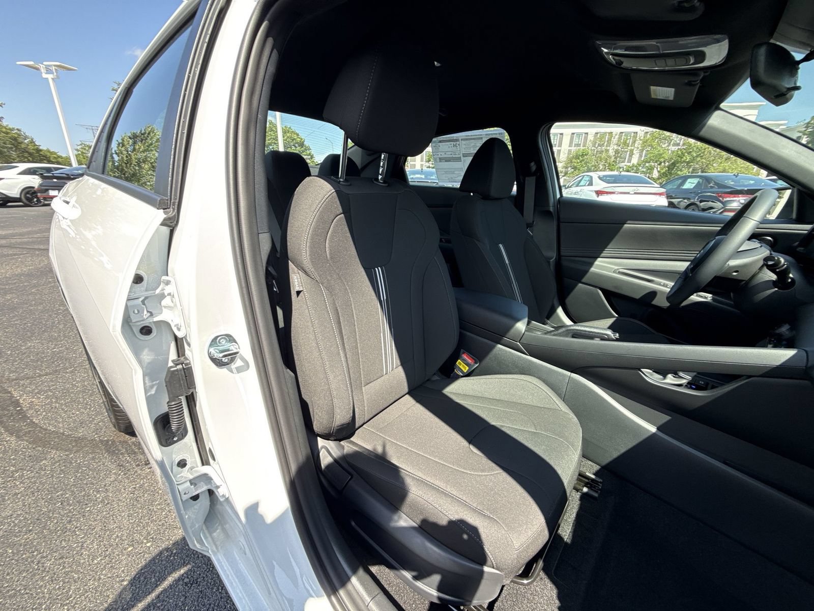 New 2026 Hyundai Elantra Sport FWD image 25