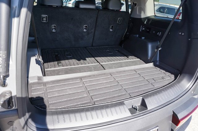 Used 2025 Hyundai Santa Fe Limited image 17