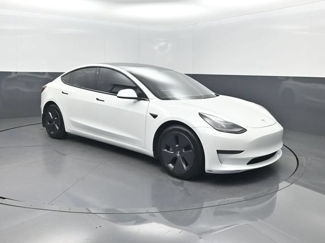 Used 2021 Tesla Model 3 Standard Range Plus RWD image 24