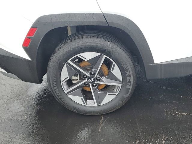 Certified 2025 Hyundai Tucson SEL AWD/4WD image 5