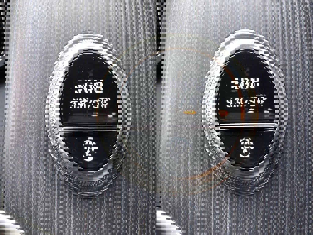 New 2026 Mercedes-Benz GLC 300 4MATIC image 32