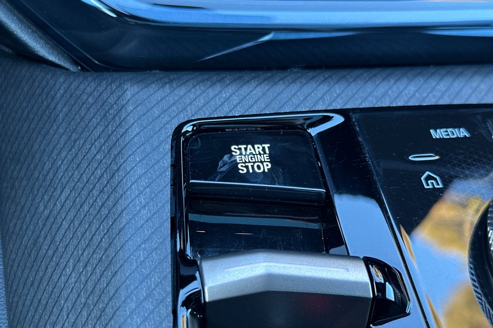 Used 2025 BMW X3 xDrive30i w/ Premium Package image 29