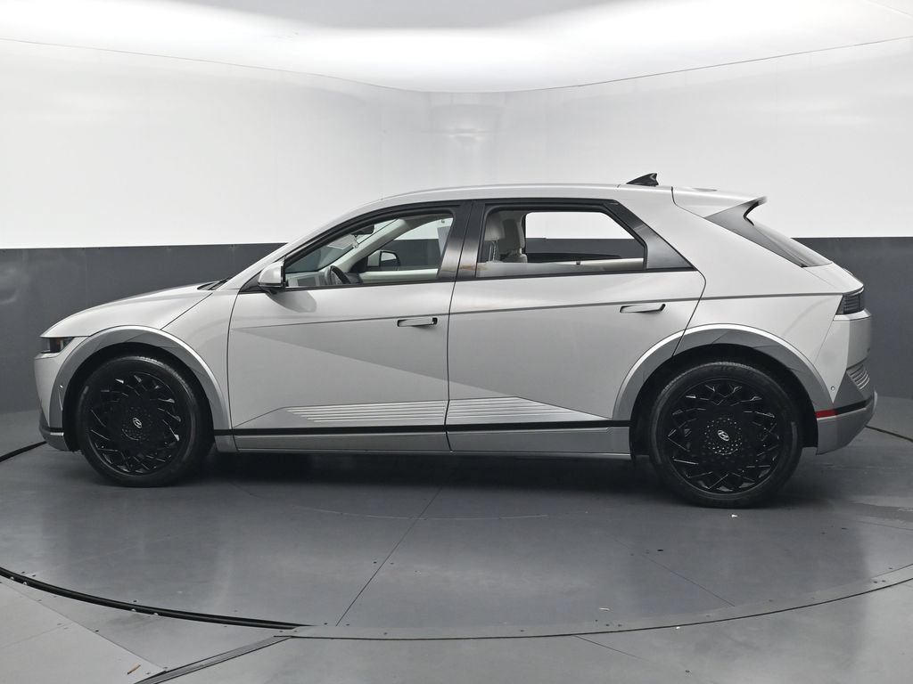 Used 2023 Hyundai Ioniq 5 Limited AWD/4WD image 9