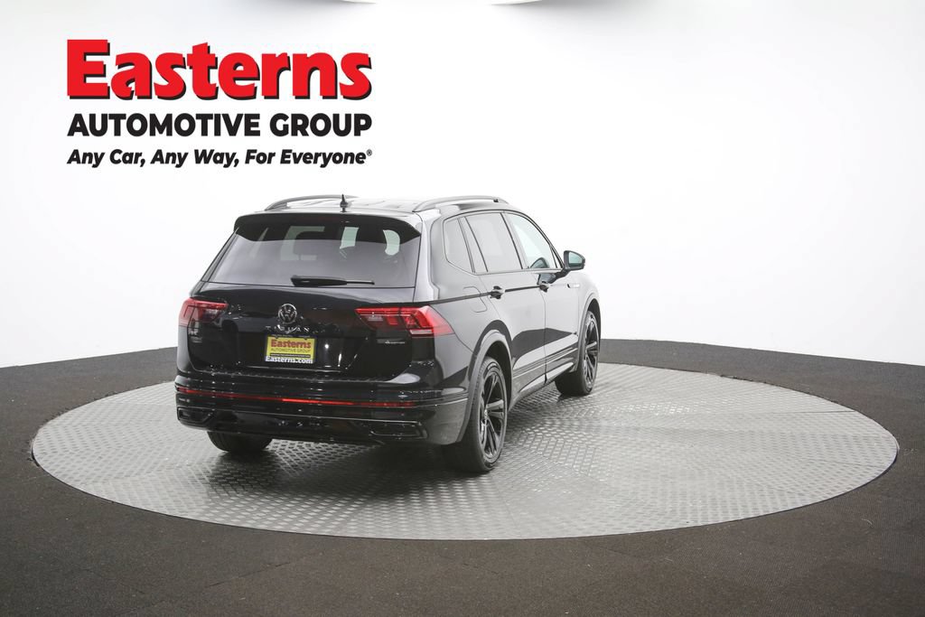 Used 2024 Volkswagen Tiguan SE R-Line AWD/4WD image 55