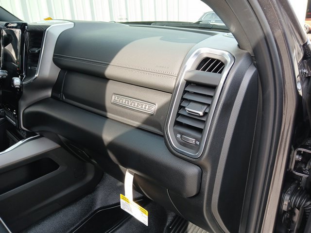 New 2026 RAM 4500 4x4 Crew Cab DRW w/ Laramie Trim Package image 23