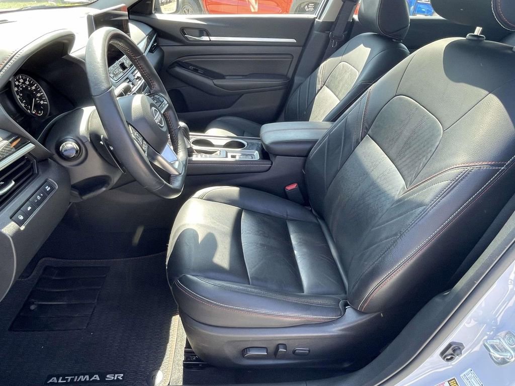 Used 2023 Nissan Altima 2.0 SR image 13