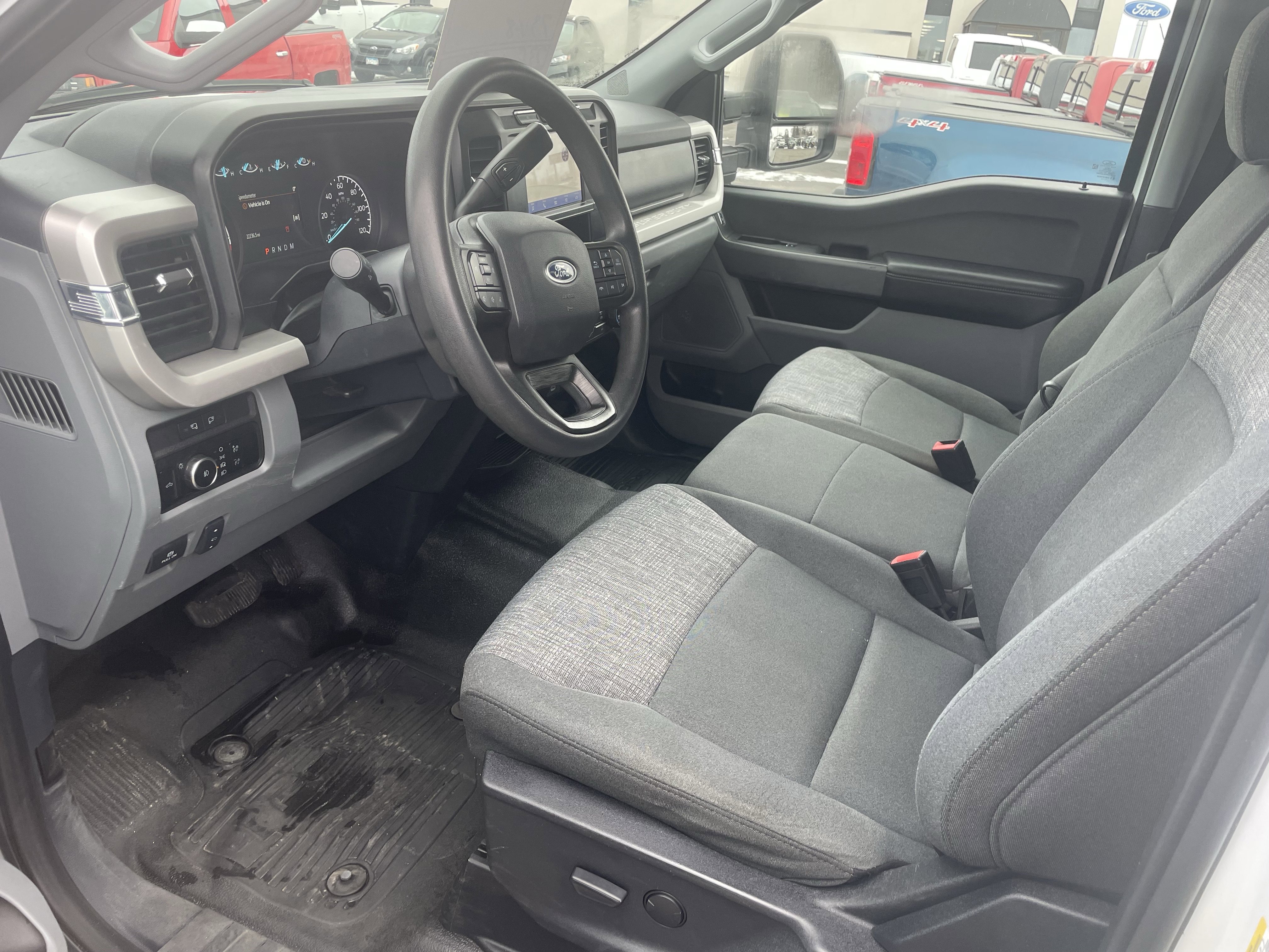 Used 2023 Ford F350 XLT w/ 360-Degree Camera Package image 13