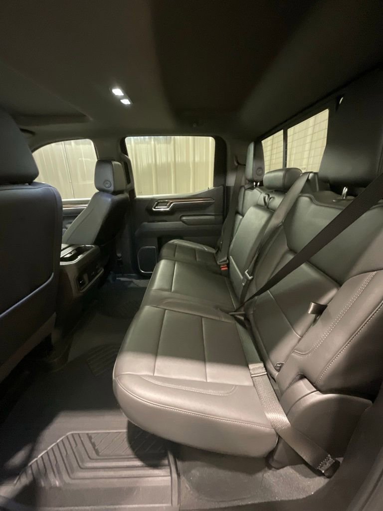 Used 2025 Chevrolet Silverado 1500 LT Trail Boss w/ LT Trail Boss Premium Package image 11