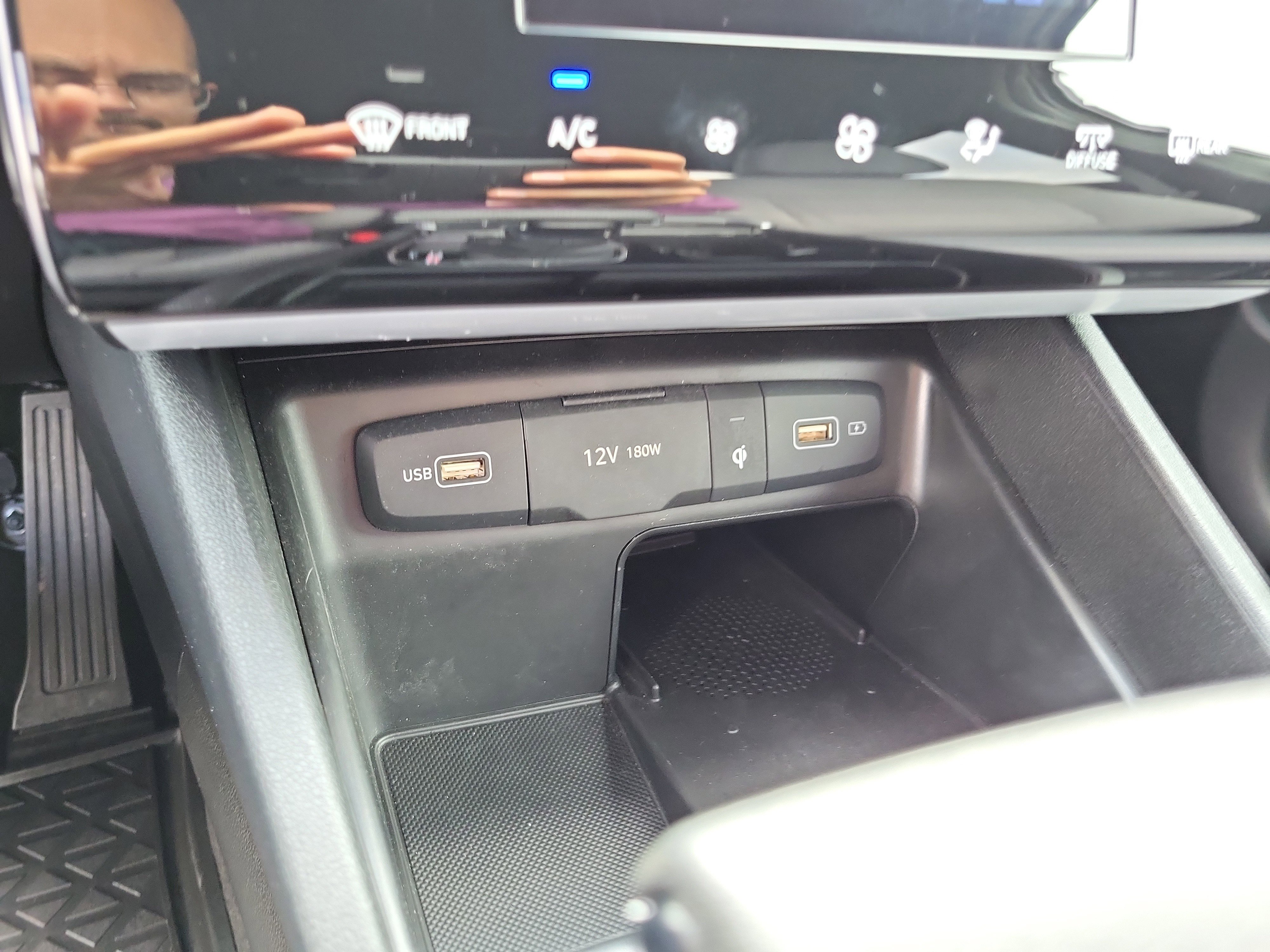 Used 2024 Hyundai Santa Cruz SEL w/ Activity Package image 24