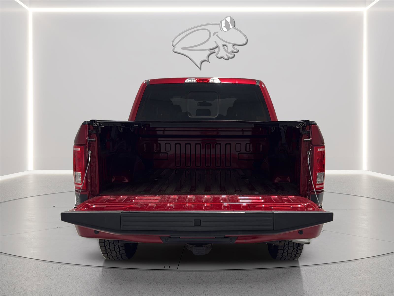 Used 2017 Ford F150 XLT w/ Equipment Group 302A Luxury AWD/4WD image 6