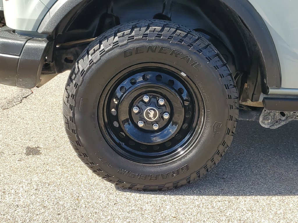 Certified 2023 Ford Bronco Black Diamond AWD/4WD image 6
