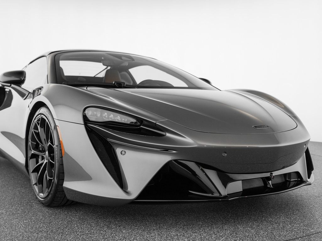 New 2026 McLaren Artura Spider RWD image 38