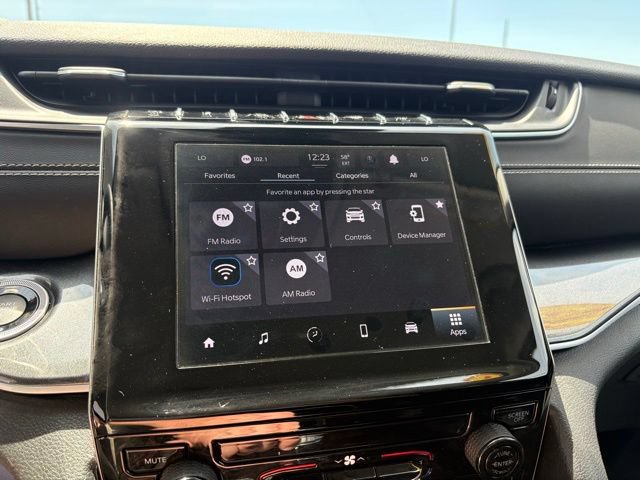 Used 2023 Jeep Grand Cherokee Laredo AWD/4WD image 16