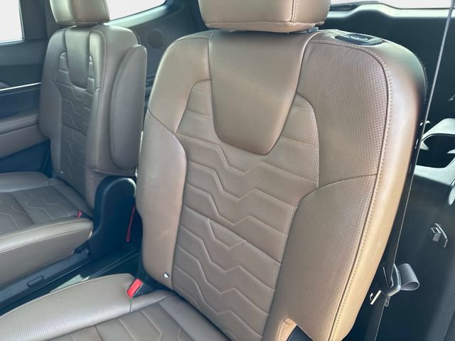 Used 2022 Kia Telluride SX w/ SX Prestige Package AWD/4WD image 14