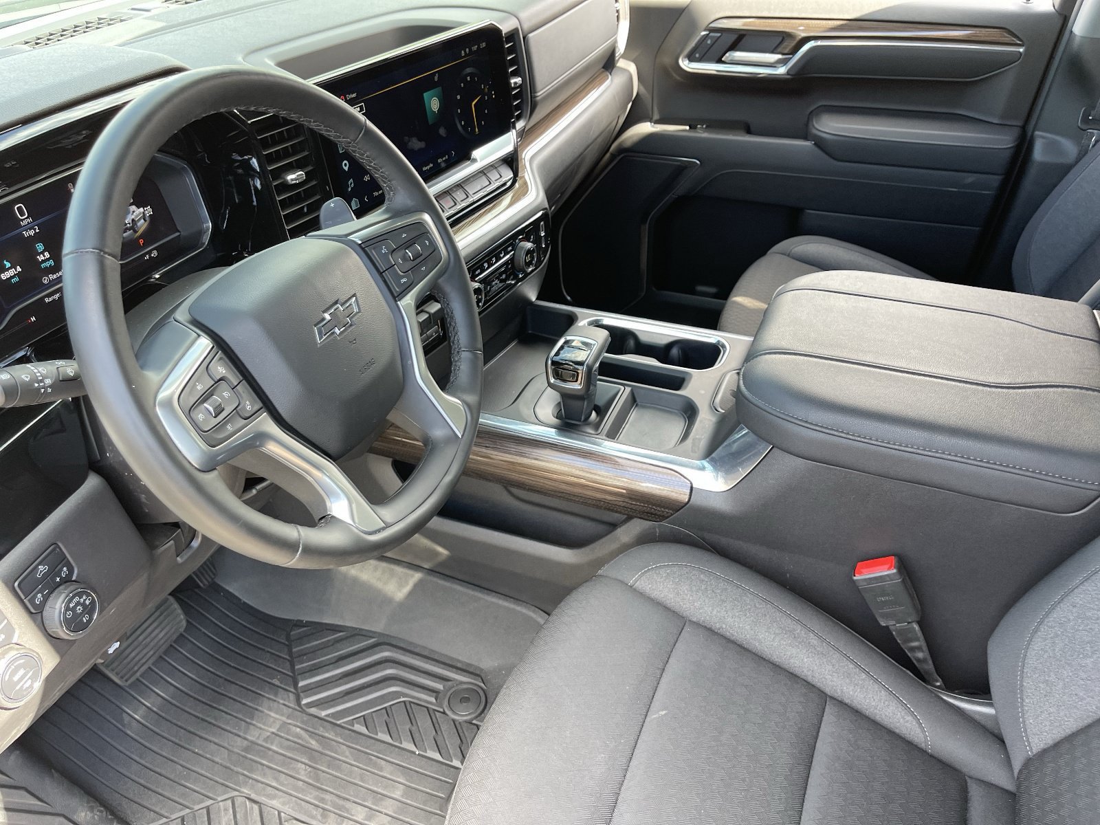 Used 2025 Chevrolet Silverado 1500 LT Trail Boss w/ Protection Package AWD/4WD image 19
