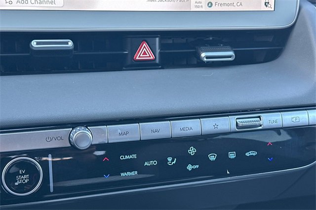 Used 2024 Hyundai Ioniq 5 SE image 23