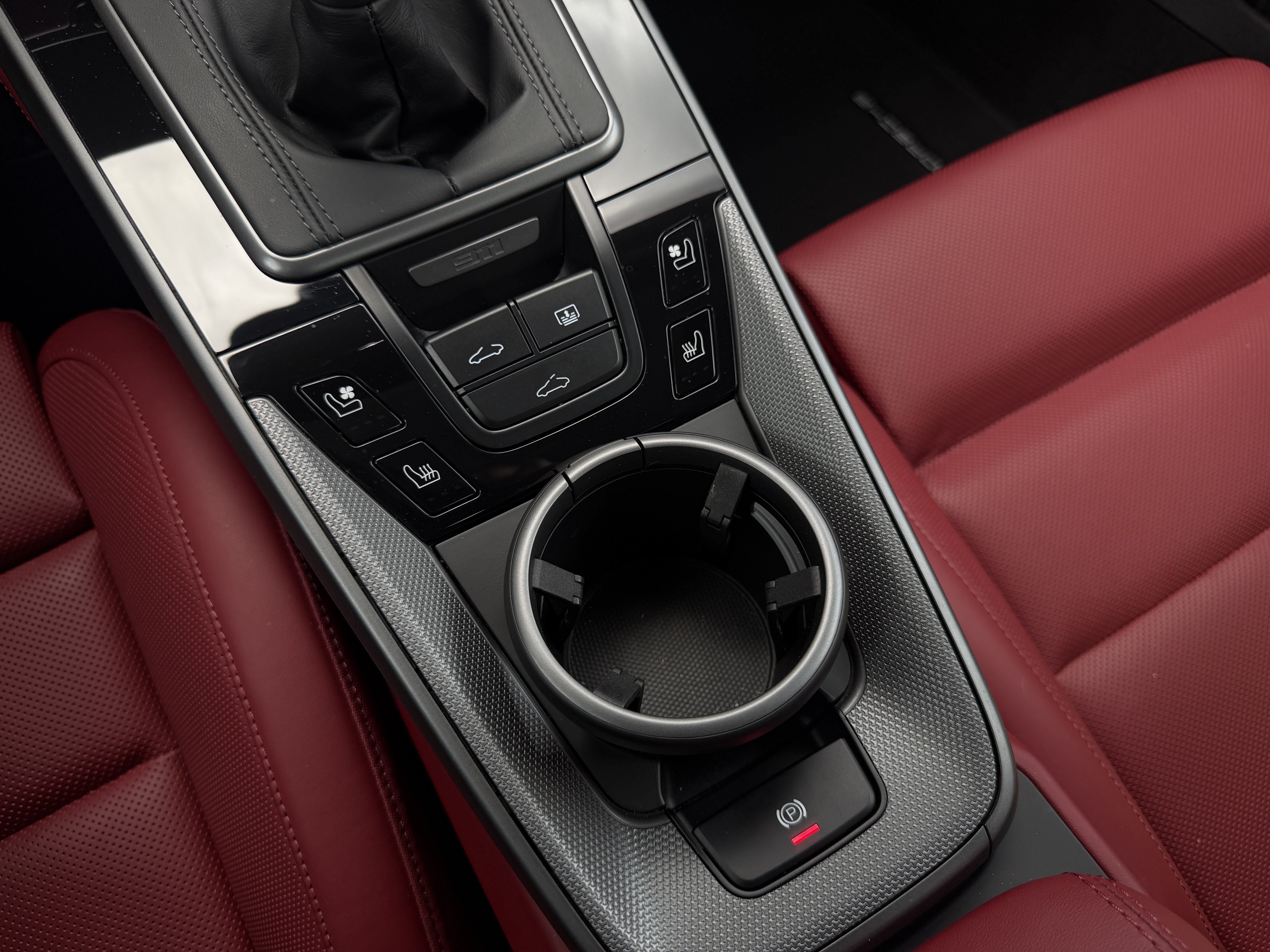 Certified 2023 Porsche 911 Carrera 4S AWD/4WD image 27