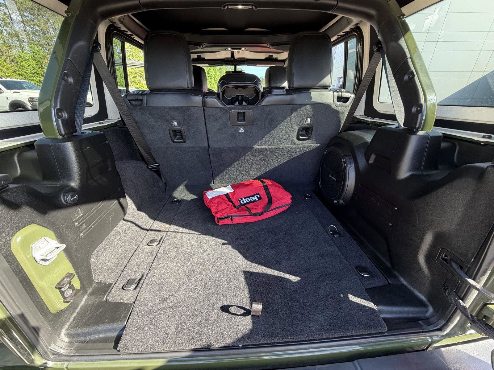 Used 2021 Jeep Wrangler Unlimited Rubicon image 18