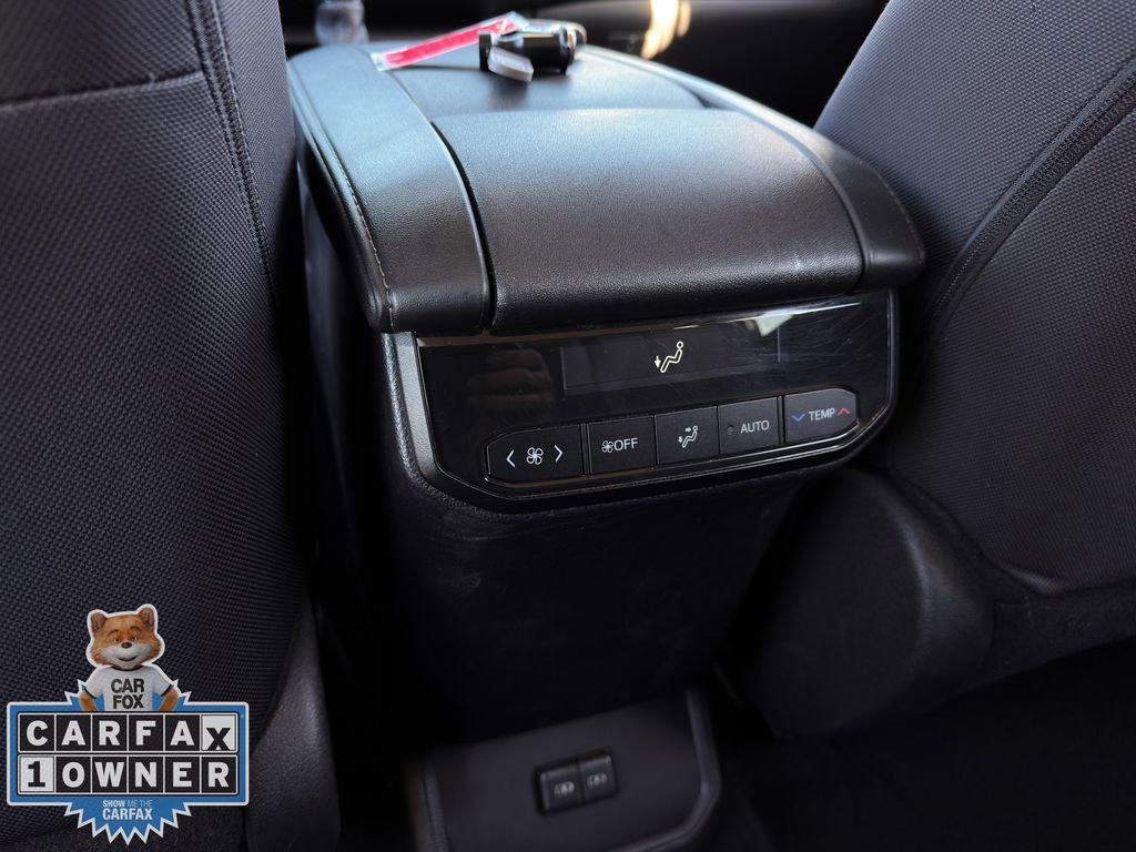Used 2024 Toyota Highlander LE image 24