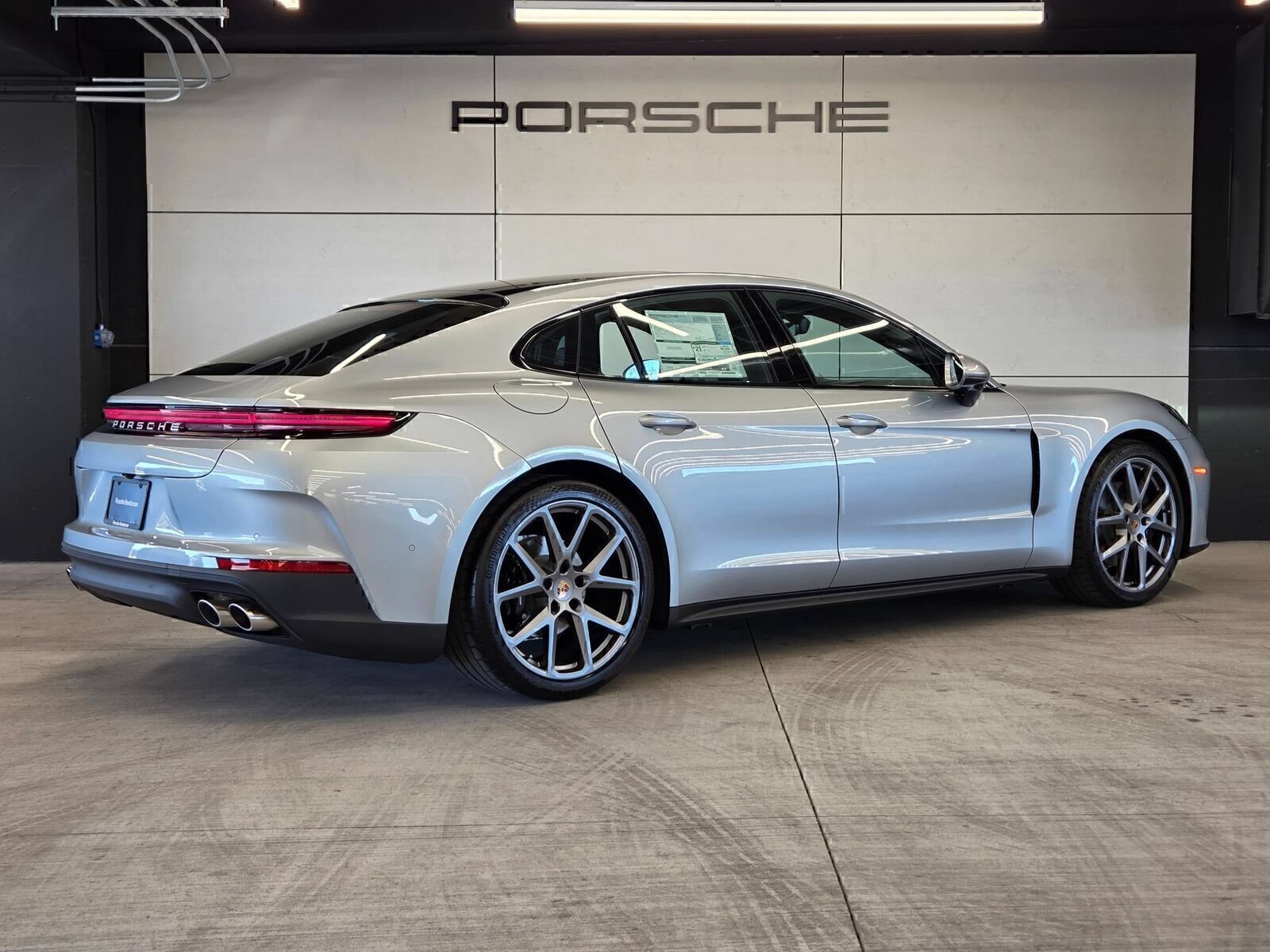 Certified 2026 Porsche Panamera RWD image 6