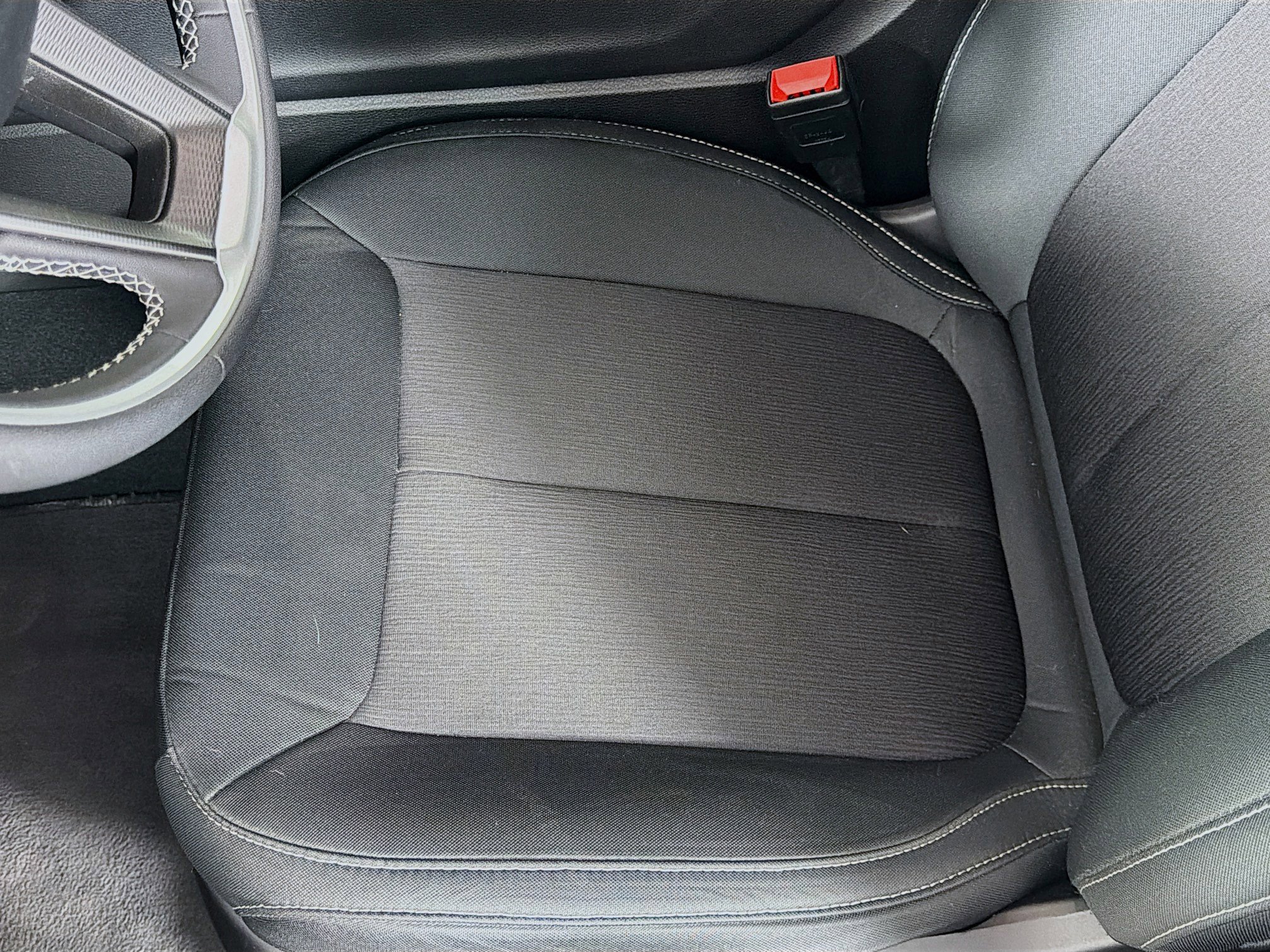 Used 2024 Jeep Grand Cherokee Laredo image 20