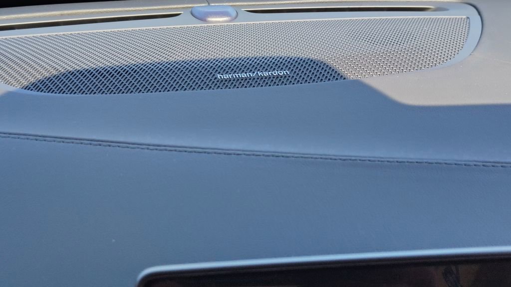 New 2026 Volvo XC90 B6 Plus image 19